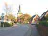 Cuxhaven - Lüdingworth, Ortsmitte mit Blick auf die St. Jacobi Kirche